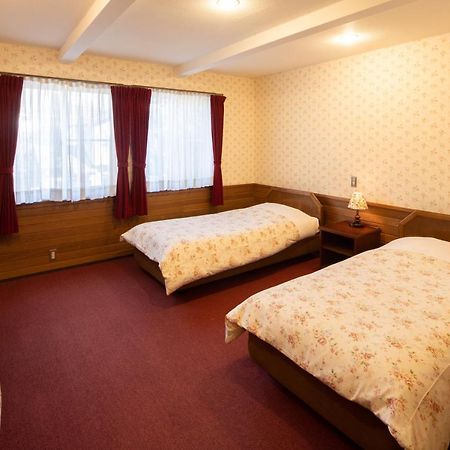 Pension Candytuft Каруїдзава Екстер'єр фото