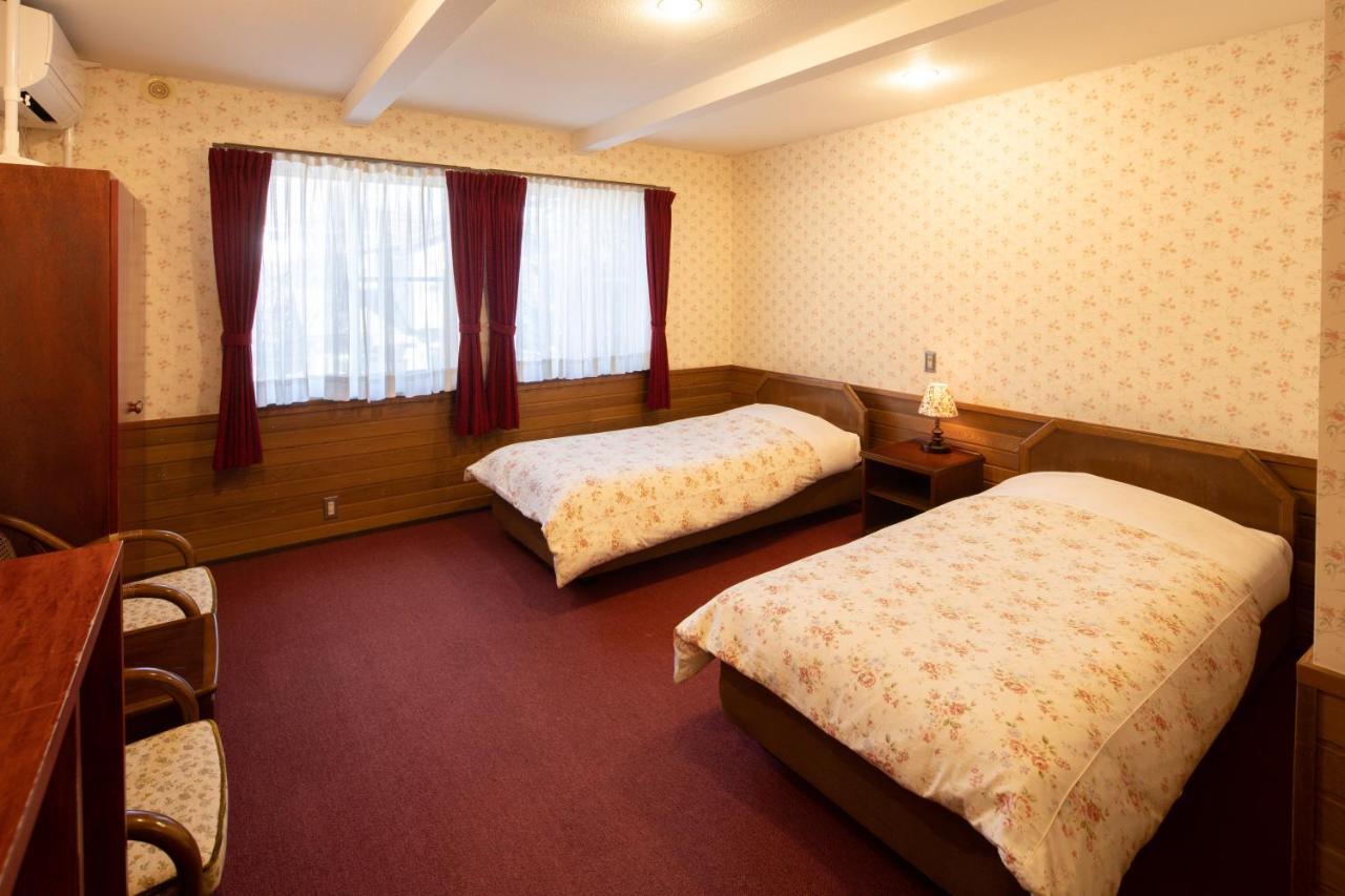 Pension Candytuft Каруїдзава Екстер'єр фото
