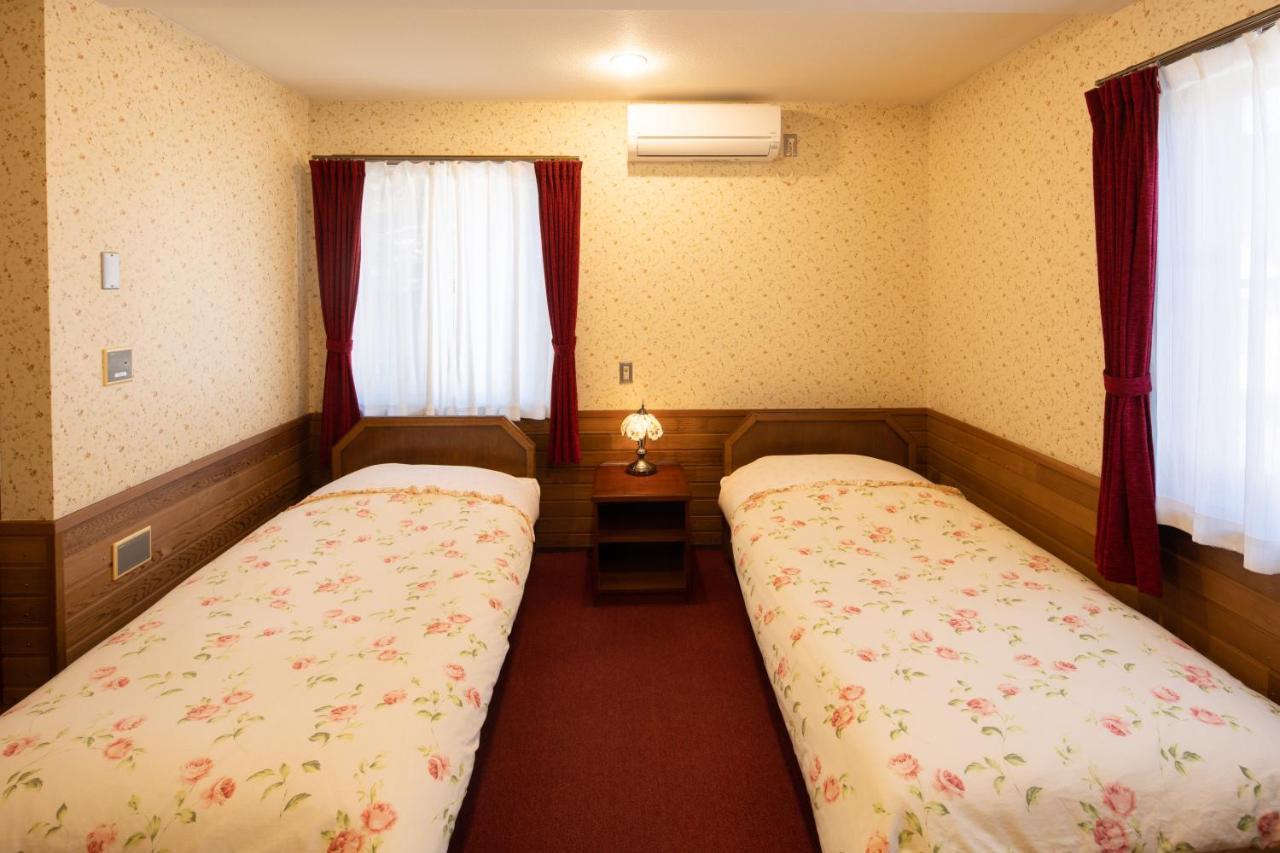 Pension Candytuft Каруїдзава Екстер'єр фото