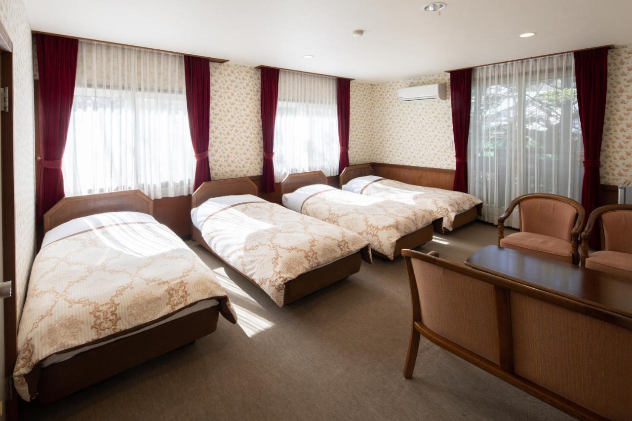 Pension Candytuft Каруїдзава Екстер'єр фото