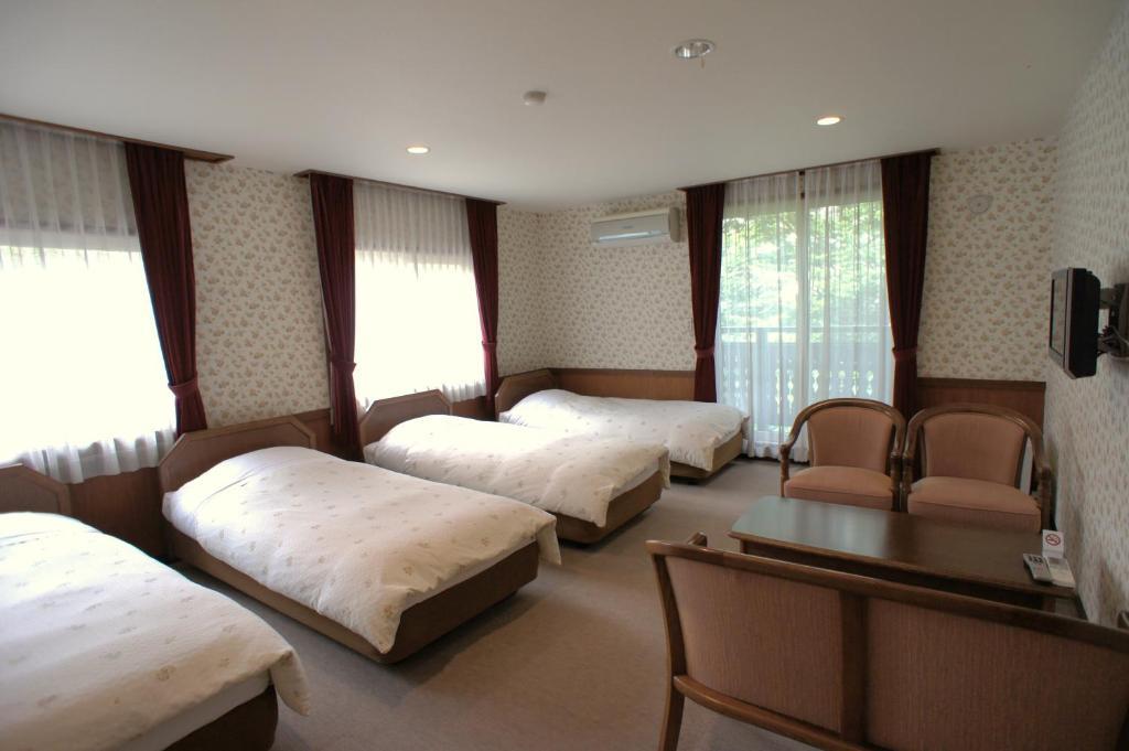 Pension Candytuft Каруїдзава Номер фото